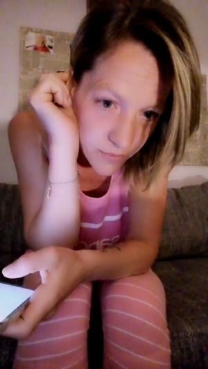 BlueEye_Girl  24-04-2020 Recorded Show
