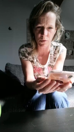BlueEye_Girl  25-04-2020 Recorded Topless