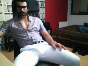 latino23bom 27/04/2020 Cam4