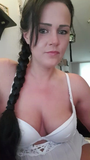 Sonia4999 04-05-2020 recorded  Recorded Naked