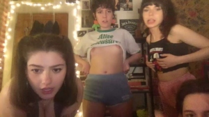 Tommi_Glitter  10-05-2020 Recorded Toys