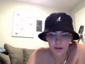 Gardenofed3n 17-05-2020 Cam  Recorded Topless