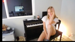 Kaileeshy 26-05-2020 Topless  Recorded Naked