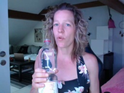 BlueEye_Girl  12-06-2020 Recorded XXX