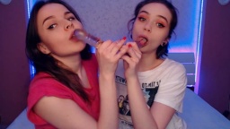 W0wgirls  19-06-2020 Recorded Show
