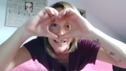 BlueEye_Girl  01-07-2020 Recorded Webcam