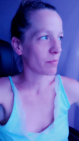 BlueEye_Girl  31-07-2020 Recorded Topless