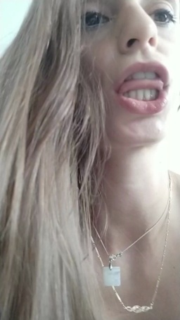 ericafontesx 04-08-2020 Topless  Recorded Toys