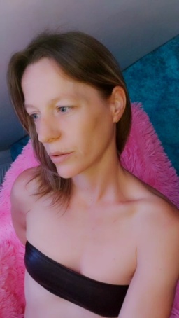 BlueEye_Girl 05-08-2020 Show  Recorded Toys