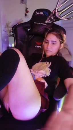 tokyoparis  11-08-2020 Recorded Topless
