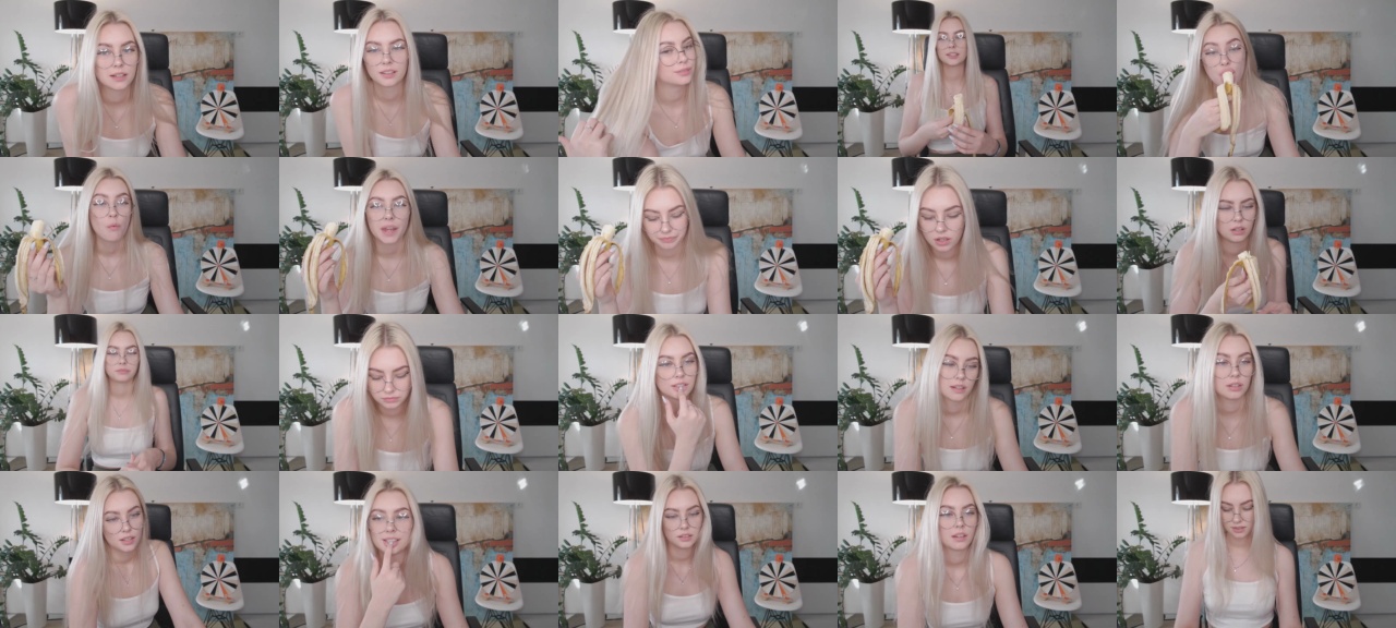 8a8y 16-09-2020 Naked  Recorded Topless