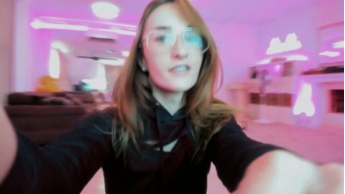 Hannahjames710  25-09-2020 Recorded Download