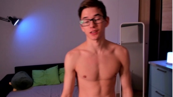 Alexdavay 25-09-2020  Recorded Topless