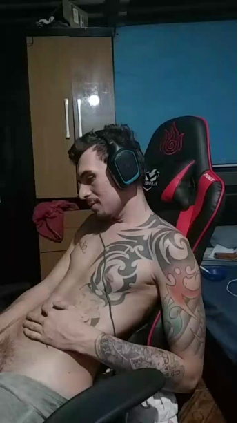 victoroliver  28-09-2020 Recorded Video Topless