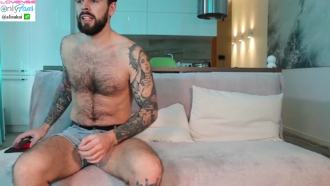 alisakai 23-02-2023 Topless 