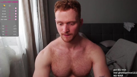 chris_boy37  18-02-2023 video kiss