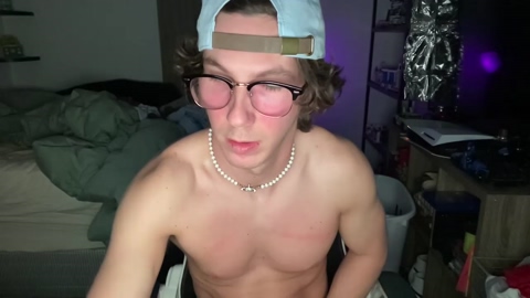 mizzo001  25-02-2023 video strip