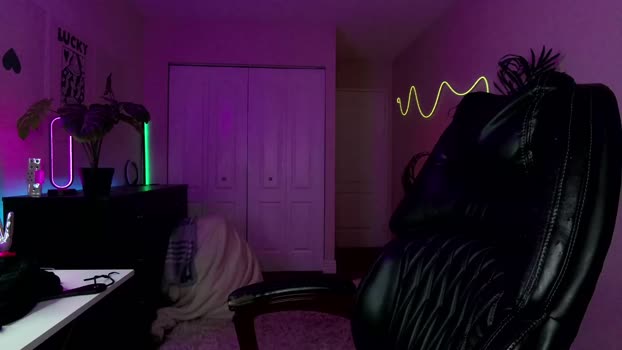 oliviaowens Chaturbate Female 29-05-2025