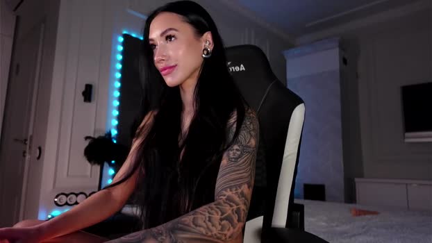 miladenver Chaturbate Female 30-05-2025