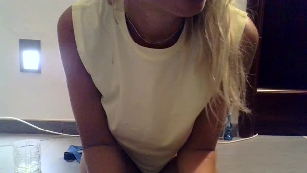 ElenaRey sexykitty Webcam SHOW @ Cam4 03-06-2025